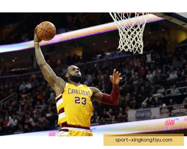 三双边缘詹皇末节战斧暴扣