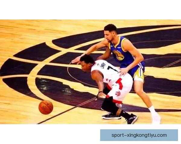 勇士惨败猛龙 两人满分七人低迷
